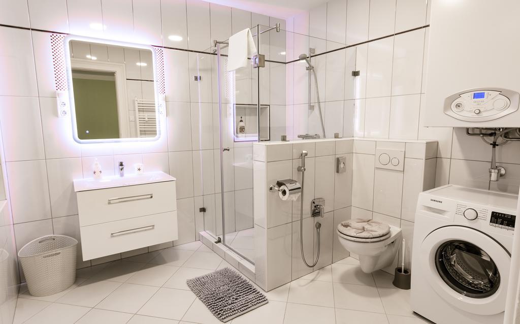 Titaru House In The Center Of Appartement *